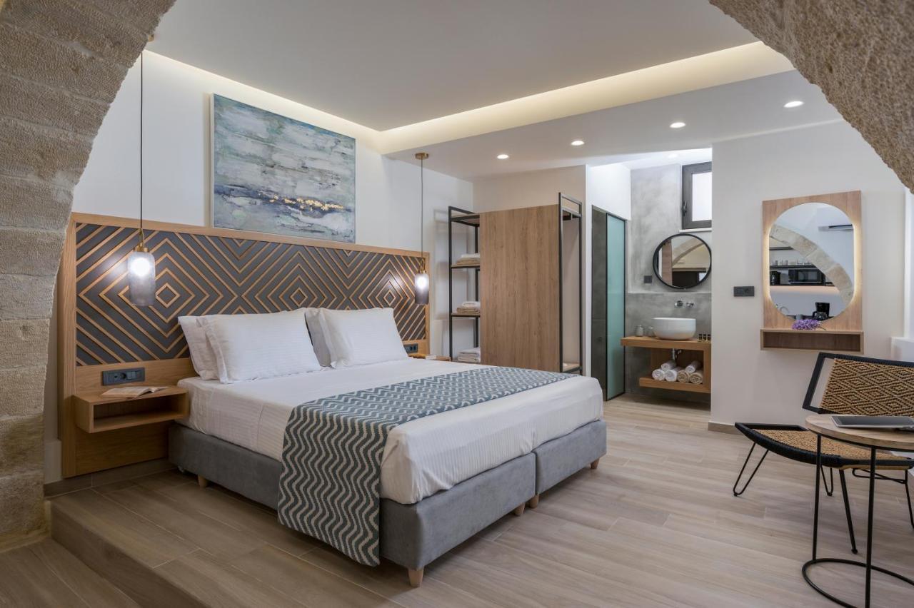 פלאסרנה Casa D'Irene Deluxe Hotel מראה חיצוני תמונה