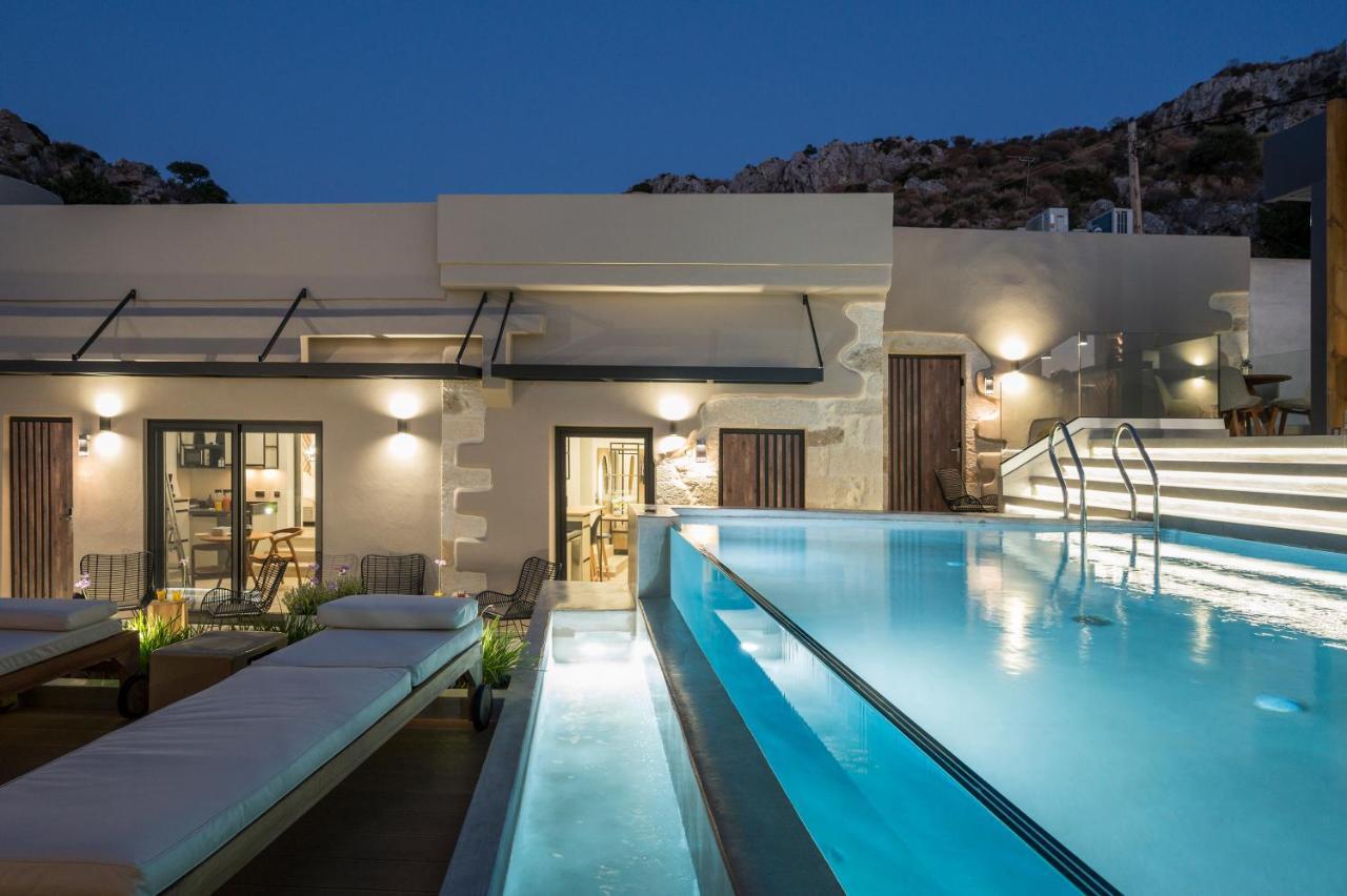 פלאסרנה Casa D'Irene Deluxe Hotel מראה חיצוני תמונה