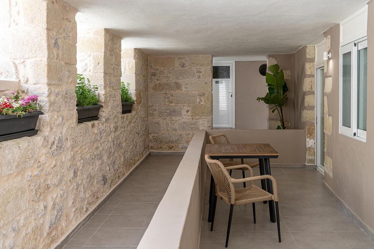 פלאסרנה Casa D'Irene Deluxe Hotel מראה חיצוני תמונה