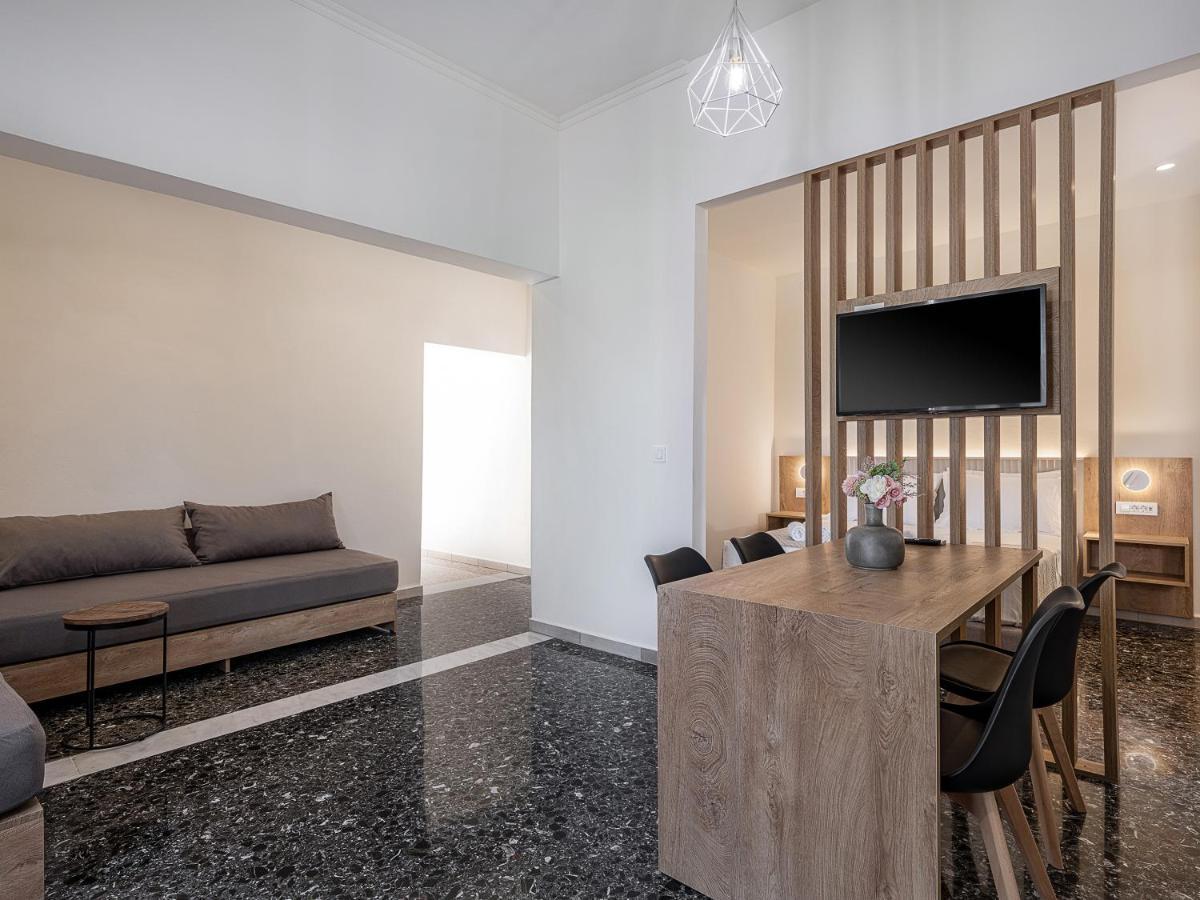 פלאסרנה Casa D'Irene Deluxe Hotel מראה חיצוני תמונה