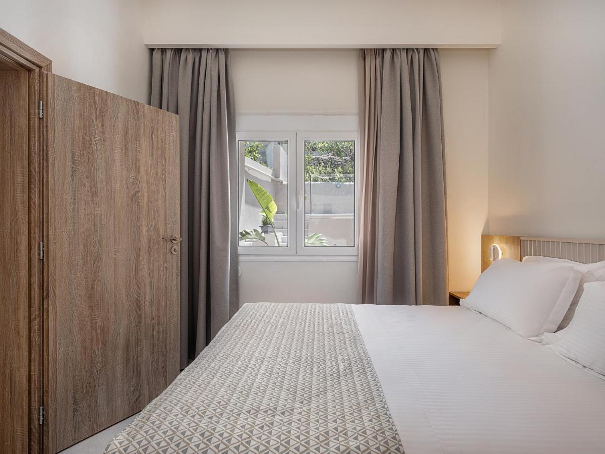 פלאסרנה Casa D'Irene Deluxe Hotel מראה חיצוני תמונה